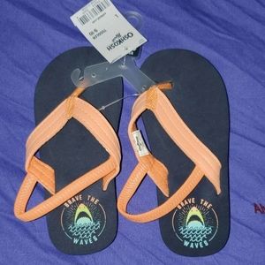 Oshkosh toddler boy's flip flop